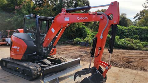 kubota u48 5 weight